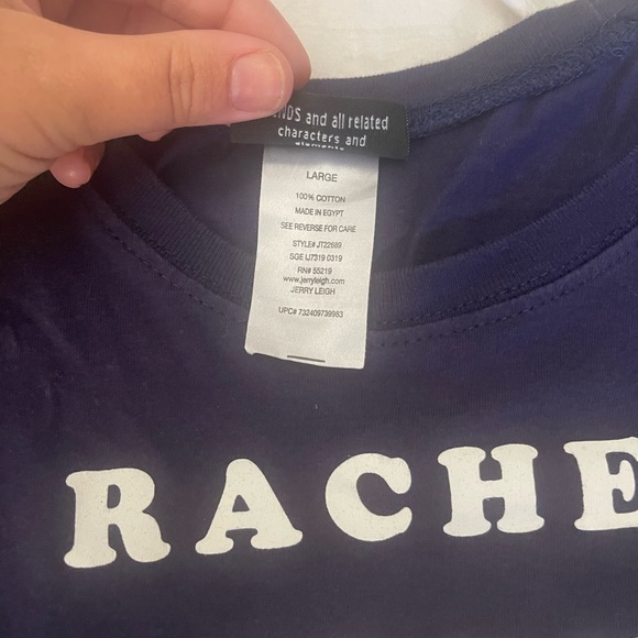 Friends name shirt - Picture 2 of 2